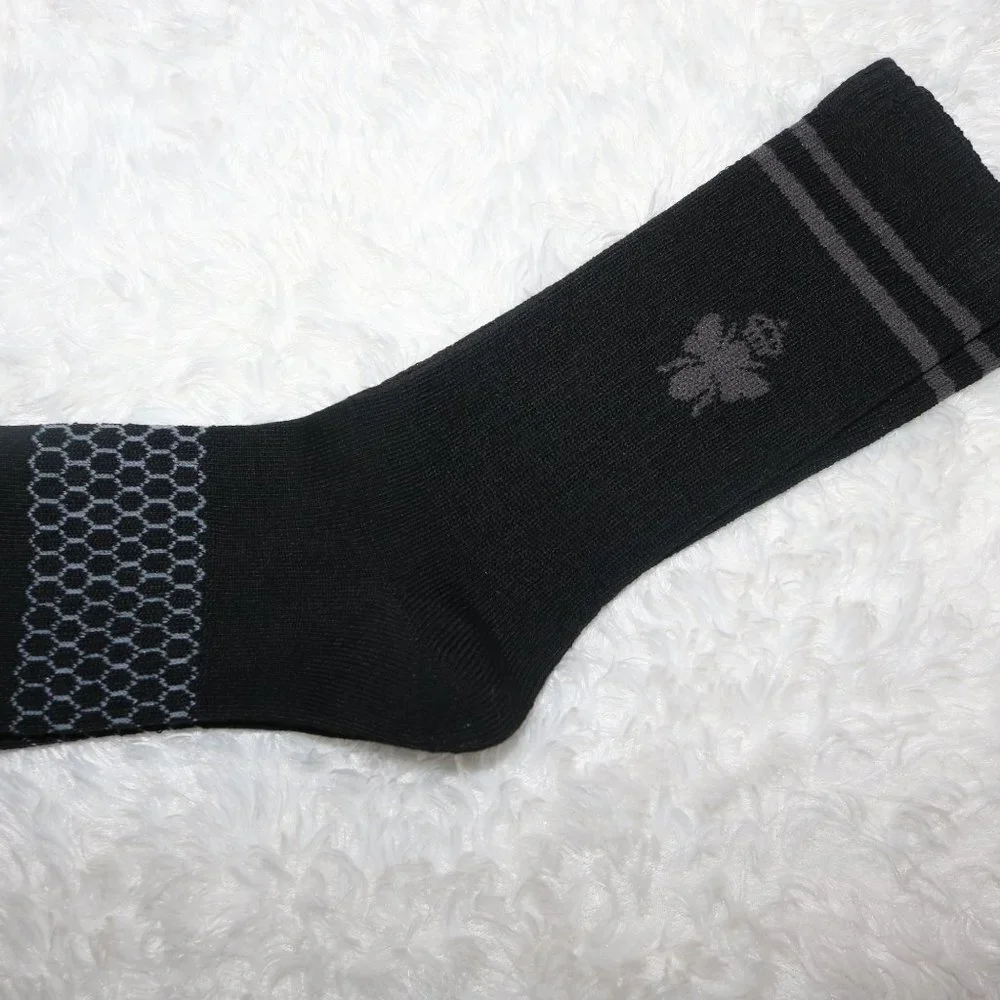 - - Bombas crew unisex socks size medium lot of 4 pairs NWT - Picture 3 of 6